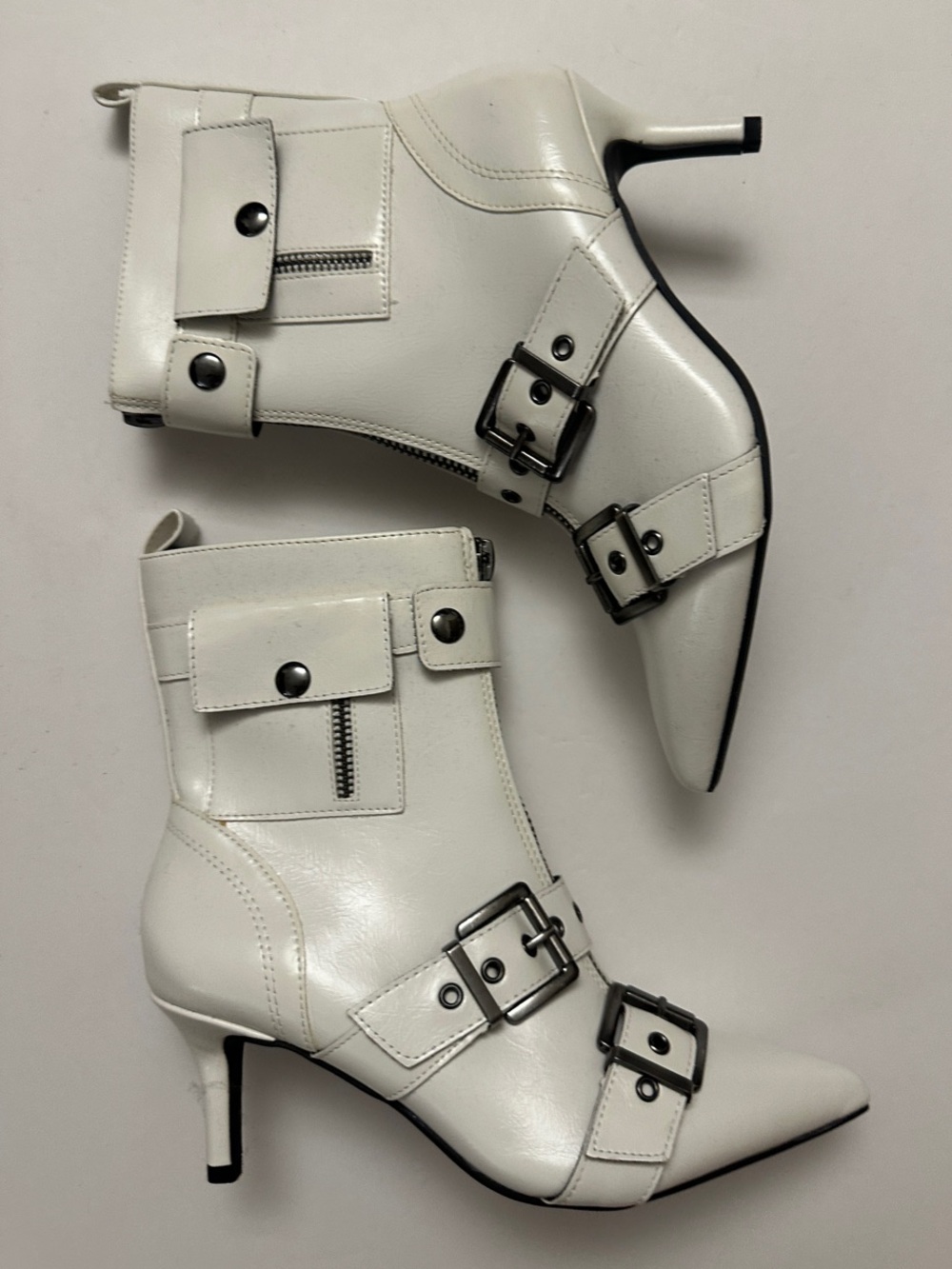 Wild Pair White Pointed Buckle Ankle Boots